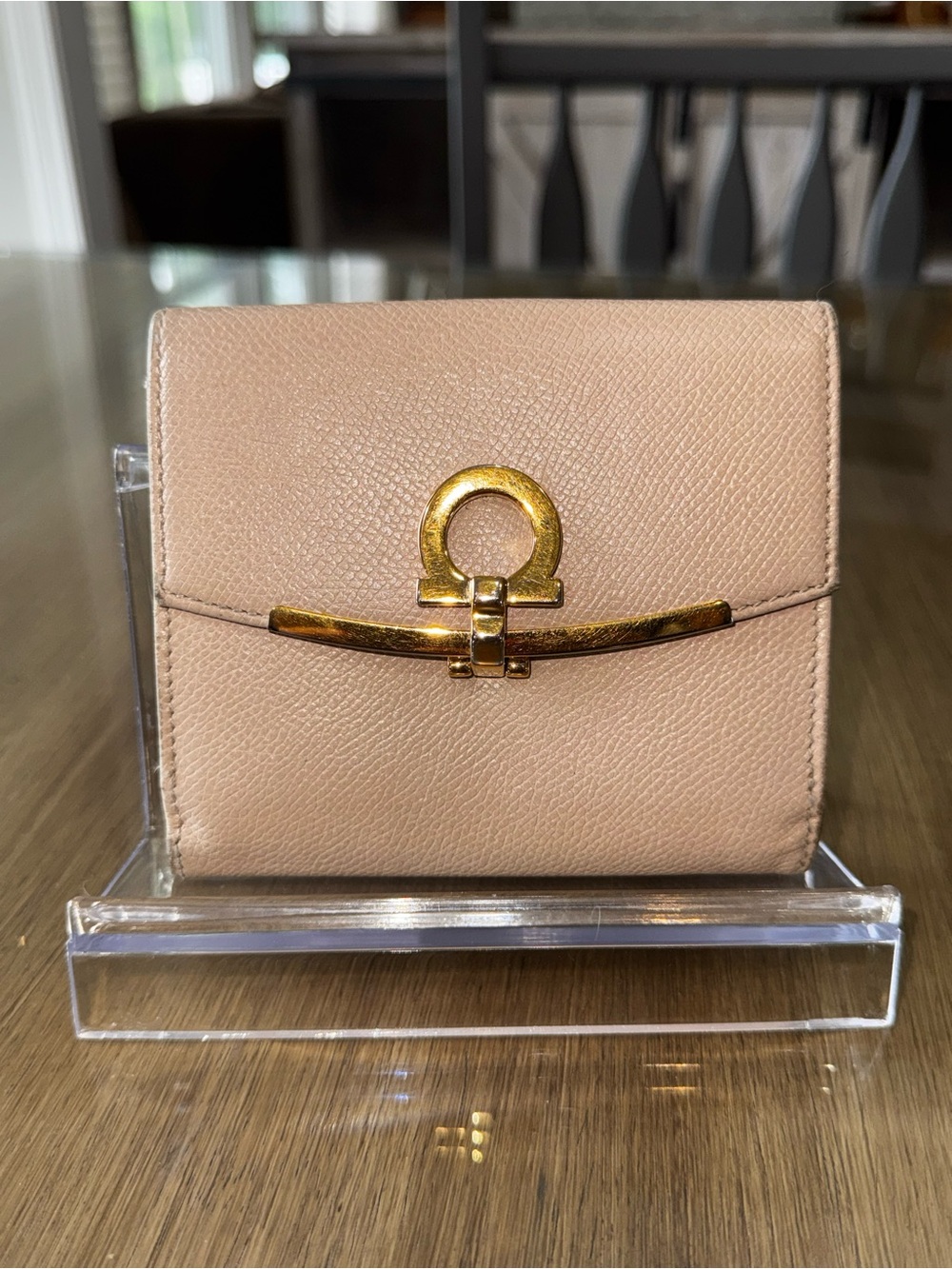 Salvatore Ferragamo Gancini French /Compact Wallet